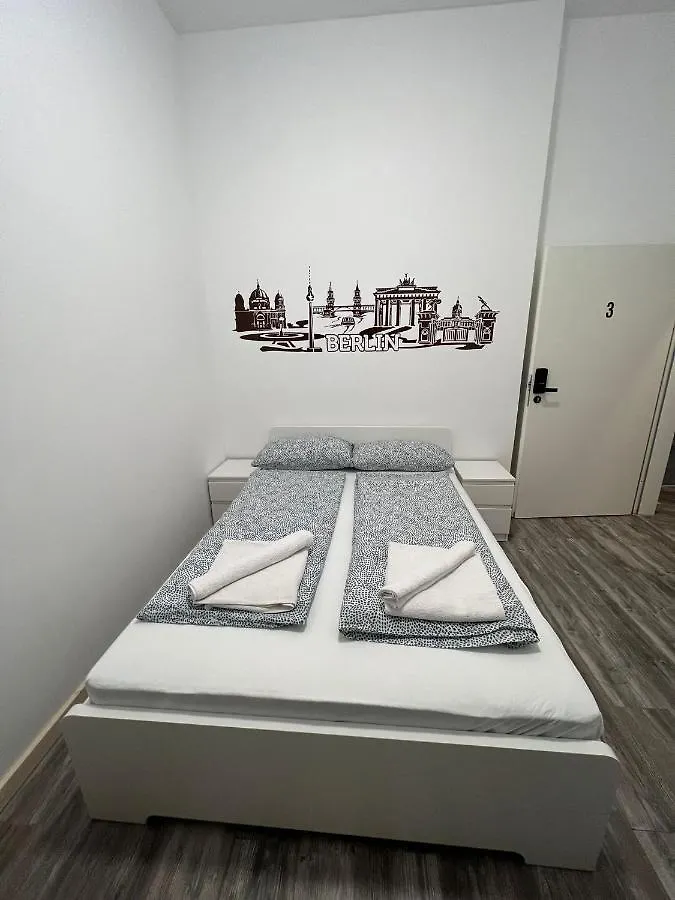 Guest house Kiez Box Twentyforseven Private Room Berlin Germany